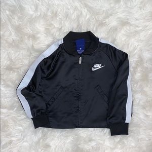 Nike zip up lightweight jacket